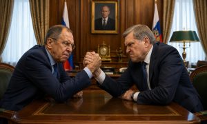 Лавров: «ЕС – террористы», Ушаков: «Готовы к переговорам с ЕС». МИД и Кремль снова разошлись во взглядах