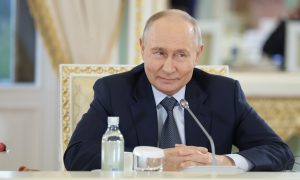Владимир Путин: «Мы ударили «Орешником» по сараю»