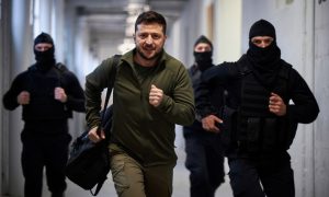 Сделай сам или «Орешник» прилетит: Зеленскому посоветовали признать провал и уйти в отставку
