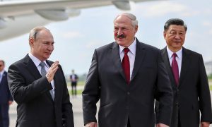 После закрытой встречи с Владимиром Путиным Лукашенко сразу отправился с долгосрочным визитом в Азию