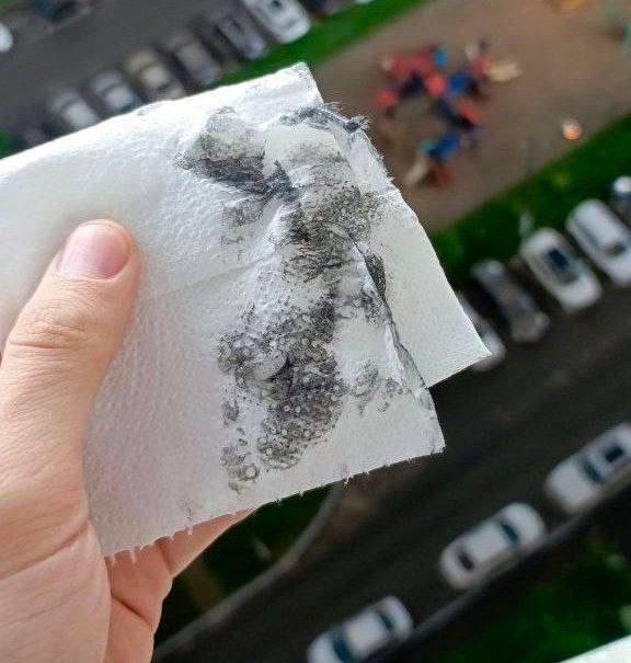 Черные осадки выпали в Подмосковье после удара дрона по НПЗ - БлокнотРУ - Блокнот Москва. Москва новости. Новости Москвы. Москва новости 2026. Новости Москвы сегодня. Новости Москвы 2026 год. Новости Москвы 2026 г. Последние новости Москвы на сегодня.