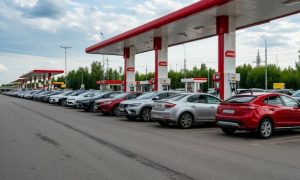 Решение принято: НПЗ в России будут разбавлять бензин