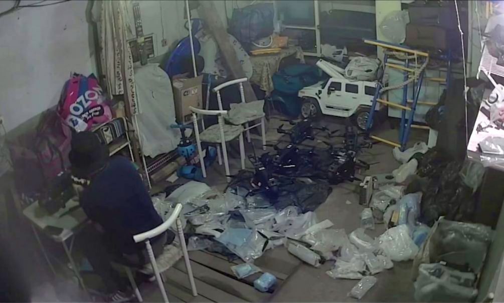 «Это уже не кустарщина»: эксперт раскрыл детали подготовки теракта с ИИ-дронами против российских аэродромов