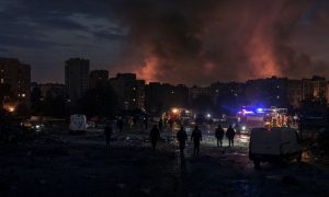 «Паники нет»: как жители Крыма выживают в условиях острого дефицита электроэнергии и топлива