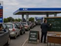 «И как корабли бороздят просторы вселенной»: на АЗС в Краснодарском крае усмирять «непослушных» водителей отправили учителей