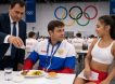 Шлюхи, яды, хулиганы: СВР предупреждает - на спортсменов России объявлена охота