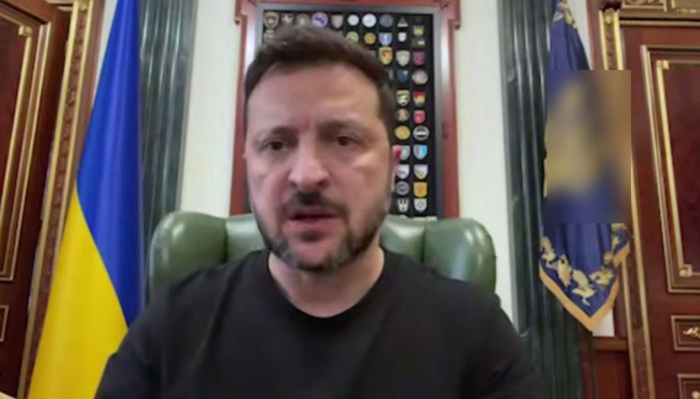 «Попрошайка снова заныл»: Зеленский обвинил США в том, что не дают «Пэтриоты»