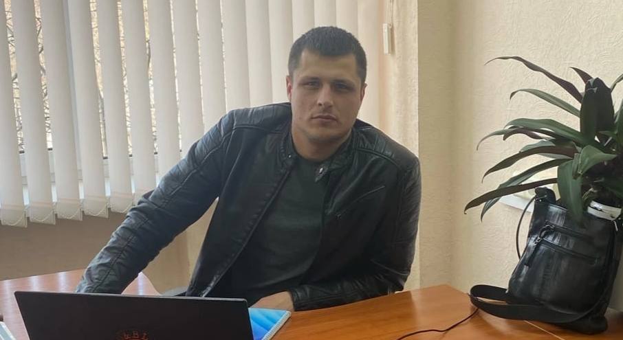 Экс-участник «ДОМ-2» до смерти избил друга из-за бывшей жены в Санкт-Петербурге Экс-участник «ДОМ-2» до смерти избил друга из-за бывшей жены в Санкт-Петербурге