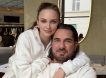 Жену Курбана Омарова обвинили в незаконной косметологии и увезли в полицию