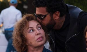 «И поздравила, и говна накидала»: мать Тимати раскритиковали за странное поздравление в его 43-летие