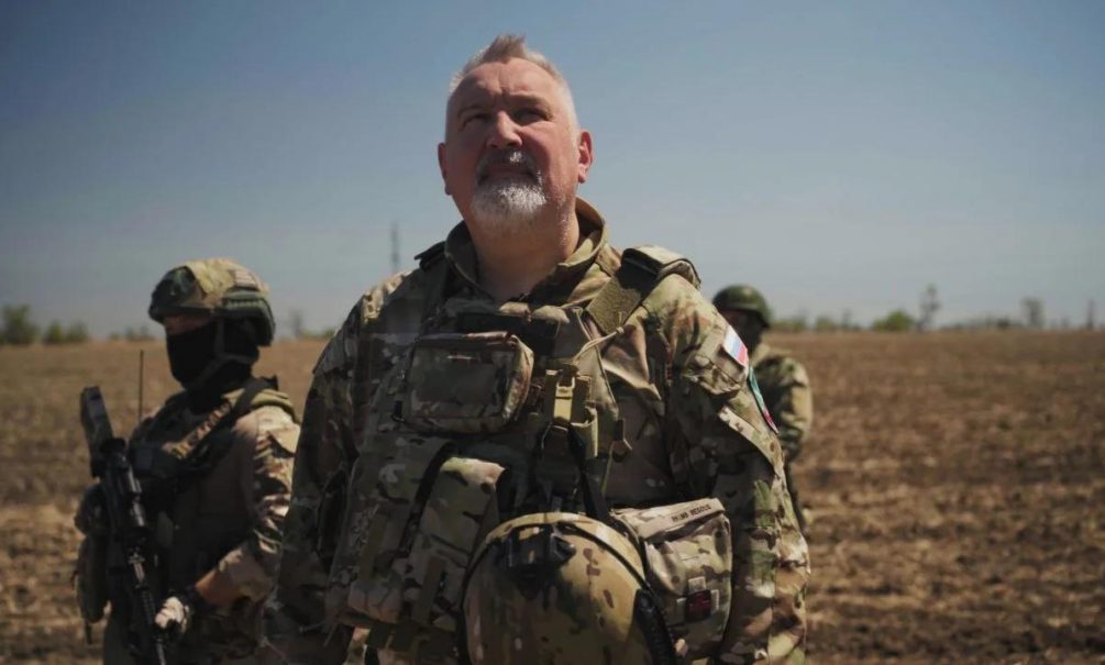 Сенатор от Запорожской области и создатель партии «Родина» Дмитрий Рогозин подписал третий контракт с Минобороны 
