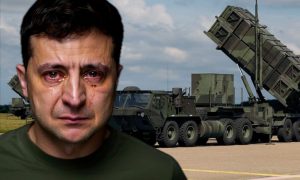 «Не без этого»: Зеленский снова нашел виноватых в своих проблемах — Запад не дает ему ракет ПВО «ради мира»