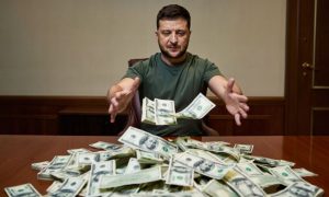 «Он в долгах, как в шелках»: Зеленский будет воевать «до последнего украинца» из-за огромных долгов