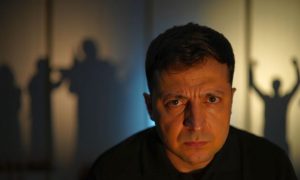 «Падение будет ужасным»: в Киеве Зеленскому порекомендовали подумать о собственной безопасности