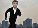 «Никто не явится к нему на помощь»: Зеленский с женой тайно ищут убежище в Европе