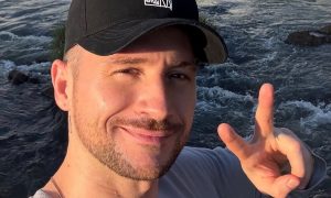 «Детей наказывать физически нельзя»: Сергей Лазарев рассказал о воспитании дочери и сына