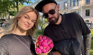 51-летний режиссер «Закрытой школы» Марк Горобец расстался с 19-летней супругой