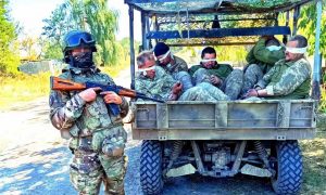 «Много наших пленных»: ситуация для ВС РФ под Лиманом ухудшается, заявил Михаил Звинчук