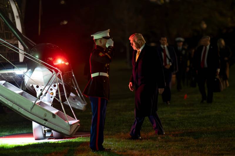 "Вряд ли их обрадует еще одна война": Трамп срочно вернулся в Белый дом