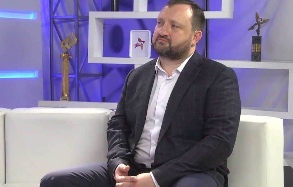 Обвиняемый в коррупции бывший вице-премьер Украины Сергей Арбузов стал депутатом Госдумы от СР 