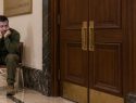 «Посадят в коридор, велят ждать пока его страну поделят»: "просочились" подробности разговора чиновников Администрации Трампа с Зеленским