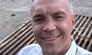 Артем Дзюба объявил о завершении футбольной карьеры