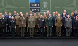 Начались тёрки: генералы НАТО собрались на скандальный форум «попугать Россию и подбодрить себя