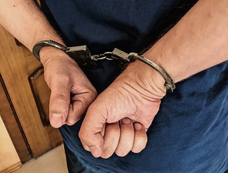 Пытали в гараже и вязали в лесу: бандиты похитили 22-летнего айтишника в Иваново и выбили из него 84 млн рублей Пытали в гараже и вязали в лесу: бандиты похитили 22-летнего айтишника в Иваново и выбили из него 84 млн рублей